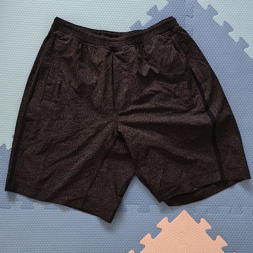 Men's lululemon shorts medium
